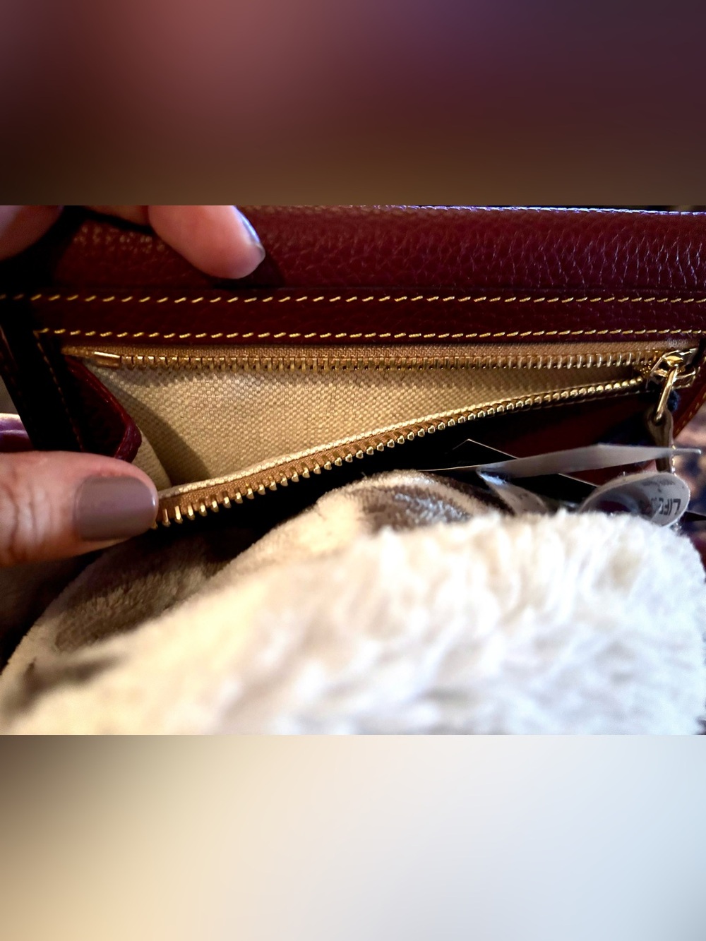 Dooney & Bourke Wine Red w Brown Trim Pebbled Leather Continental Wallet NIB 🏷️ - Picture 6 of 10